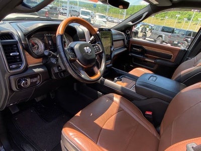 2020 RAM 3500 Laramie Longhorn Crew Cab 4x4 8' Box