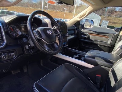 2022 RAM 2500 Laramie Crew Cab 4x4 6'4' Box