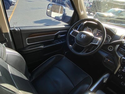 2022 RAM 2500 Laramie Crew Cab 4x4 6'4' Box