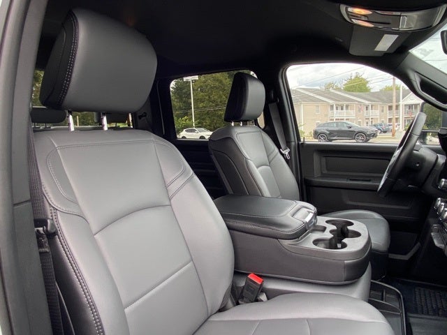 2025 RAM 2500 Tradesman Crew Cab 4x4 8' Box