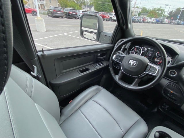 2025 RAM 2500 Tradesman Crew Cab 4x4 8' Box