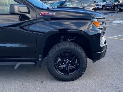 2022 Chevrolet Silverado 1500 4WD Crew Cab Short Bed Custom Trail Boss
