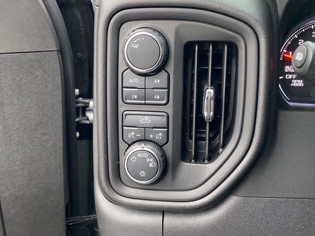 2024 Chevrolet Silverado 1500 4WD Crew Cab Short Bed Custom Trail Boss