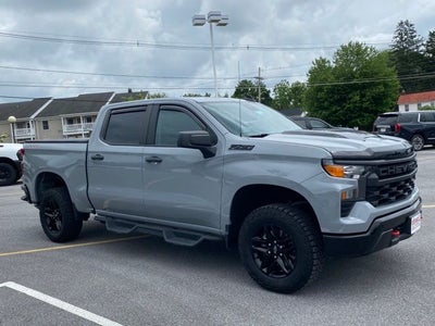 2024 Chevrolet Silverado 1500 4WD Crew Cab Short Bed Custom Trail Boss