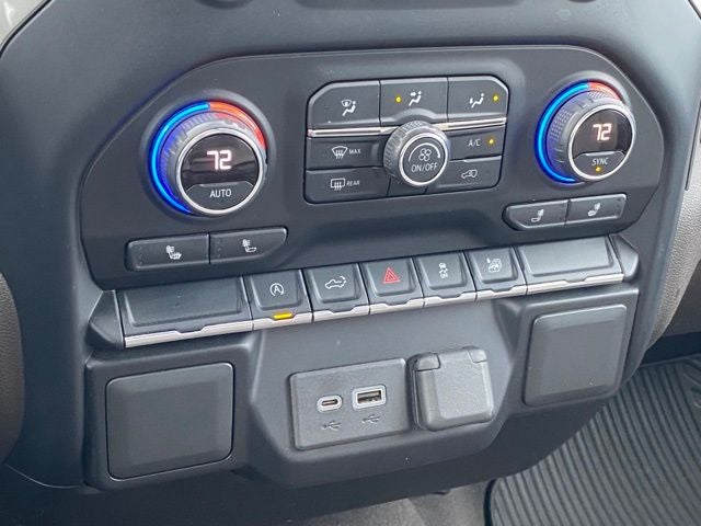 2021 Chevrolet Silverado 1500 4WD Crew Cab Short Bed RST