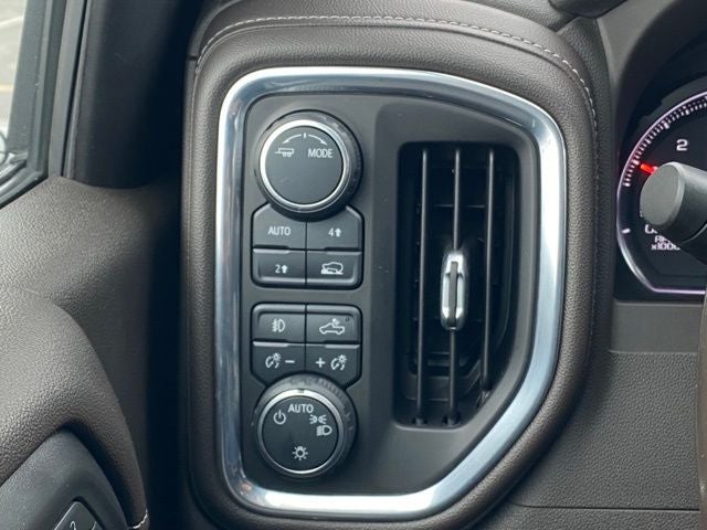 2021 Chevrolet Silverado 1500 4WD Crew Cab Short Bed RST