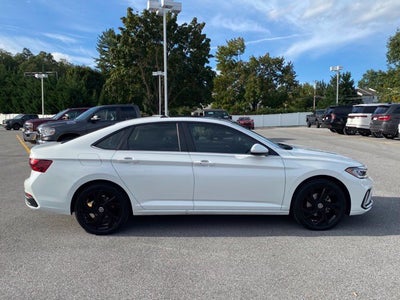 2025 Volkswagen Jetta 1.5T SE