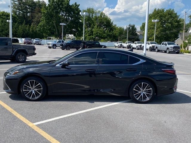 2025 Lexus ES 300h