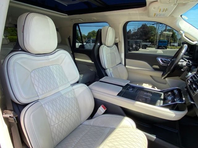 2023 Lincoln Navigator Black Label