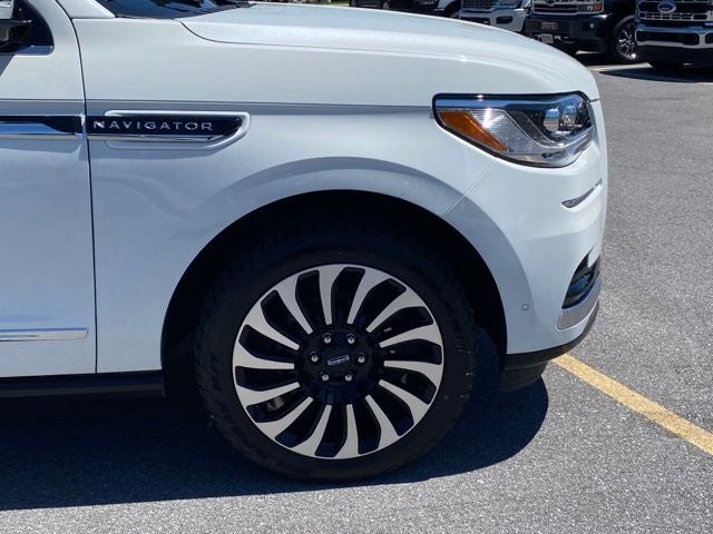2023 Lincoln Navigator Black Label