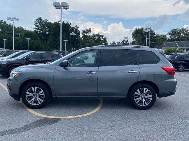 2019 Nissan Pathfinder SV