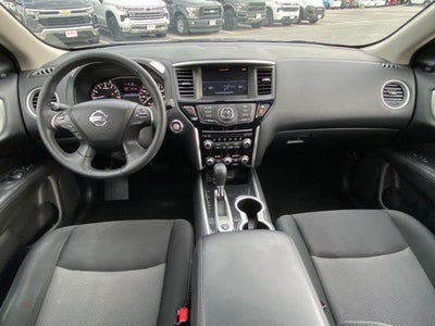 2019 Nissan Pathfinder SV