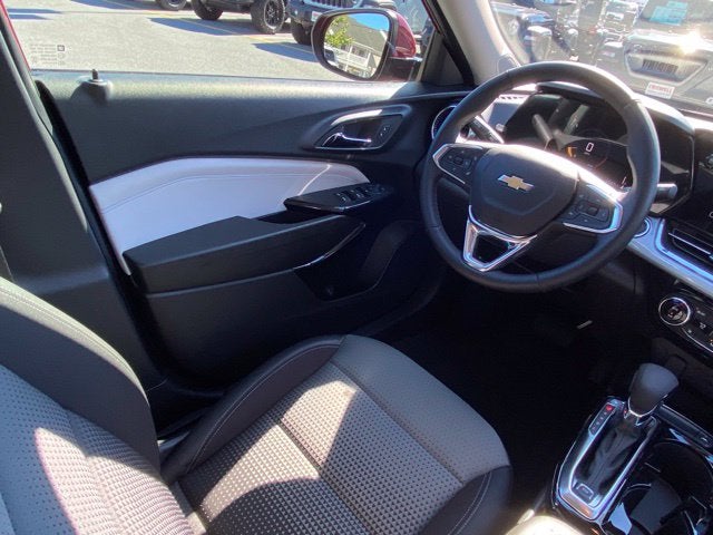 2026 Chevrolet Trax FWD LT