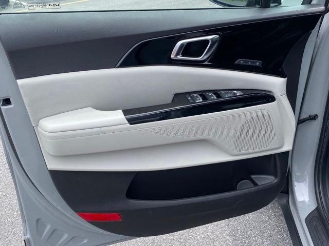2023 Kia Carnival MPV SX