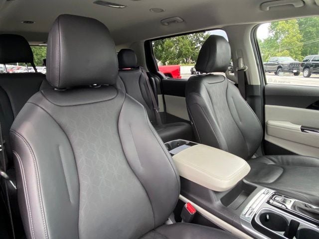 2023 Kia Carnival MPV SX