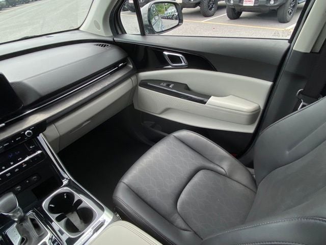 2023 Kia Carnival MPV SX